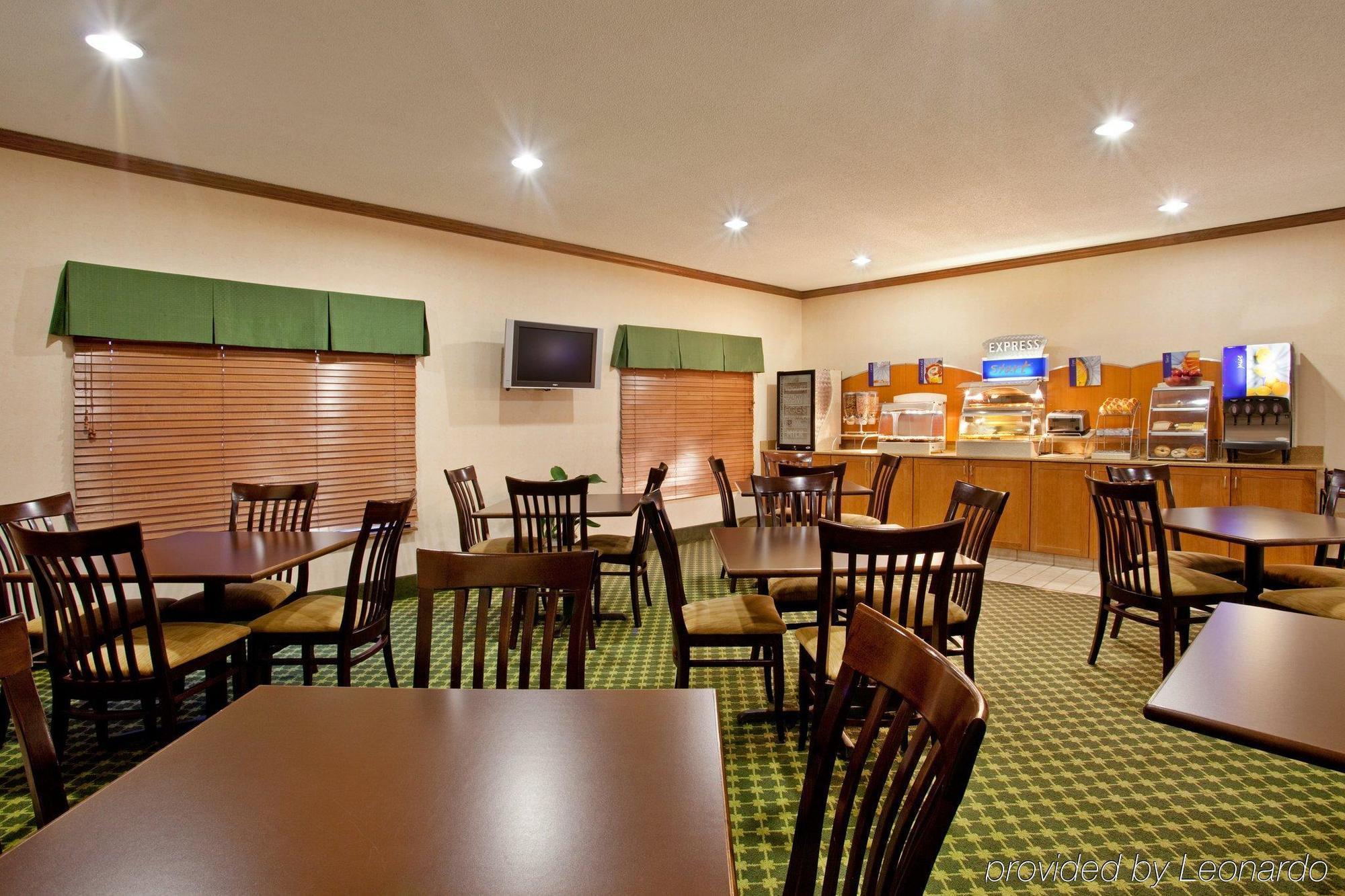 Baymont By Wyndham Merrillville Restaurang bild