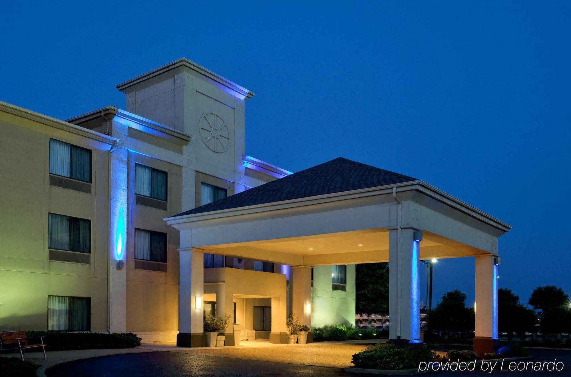 Baymont By Wyndham Merrillville Exteriör bild